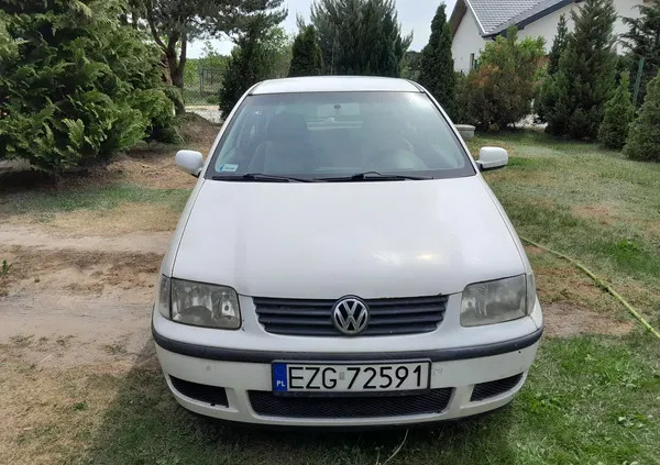 volkswagen Volkswagen Polo cena 1700 przebieg: 193000, rok produkcji 2000 z Kruszwica